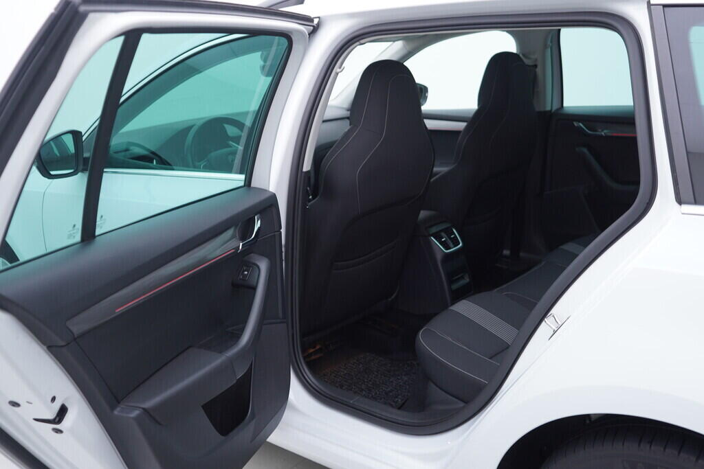 OV190V09757_35.webp_OCTAVIA Style 2.0 TDI 110 kW automat