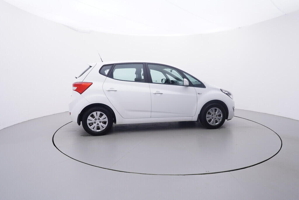 OV190V09758_15.webp_IX20  1.6  91 kW manuál