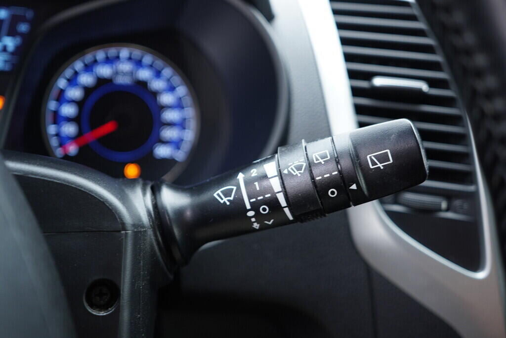 OV190V09758_24.webp_IX20  1.6  91 kW manuál