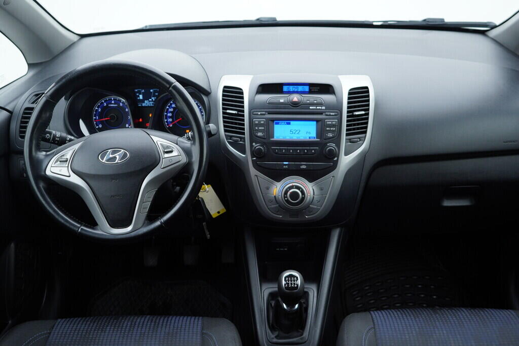 OV190V09758_25.webp_IX20  1.6  91 kW manuál