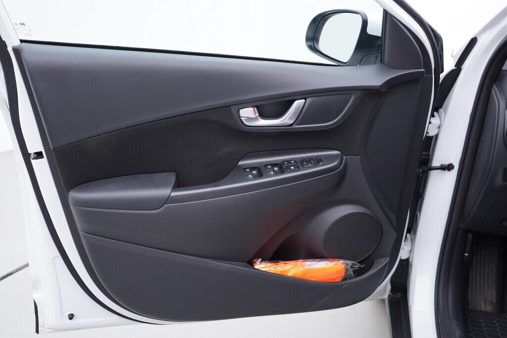 OV190V09759_19.webp_KONA Comfort 1.0 TGDI 88 kW manuál