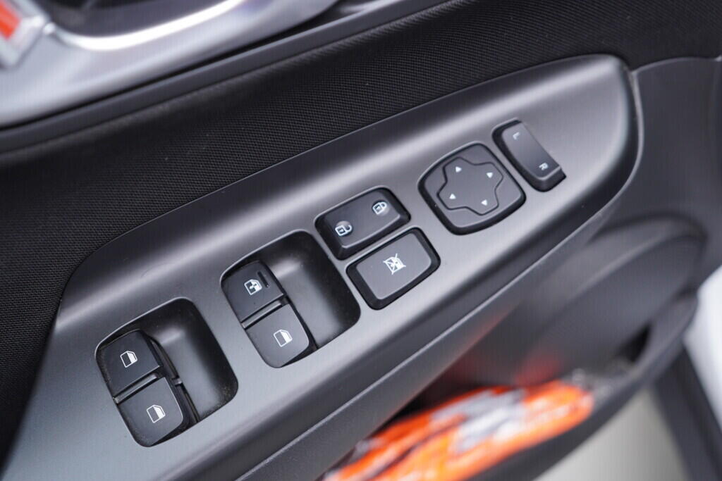 OV190V09759_20.webp_KONA Comfort 1.0 TGDI 88 kW manuál