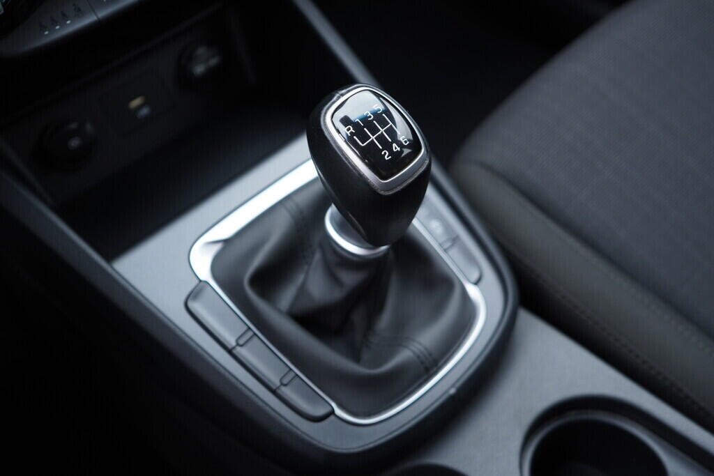 OV190V09759_33.webp_KONA Comfort 1.0 TGDI 88 kW manuál