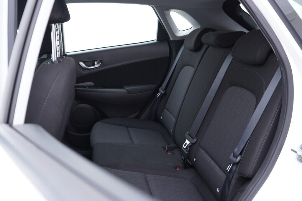 OV190V09759_35.webp_KONA Comfort 1.0 TGDI 88 kW manuál