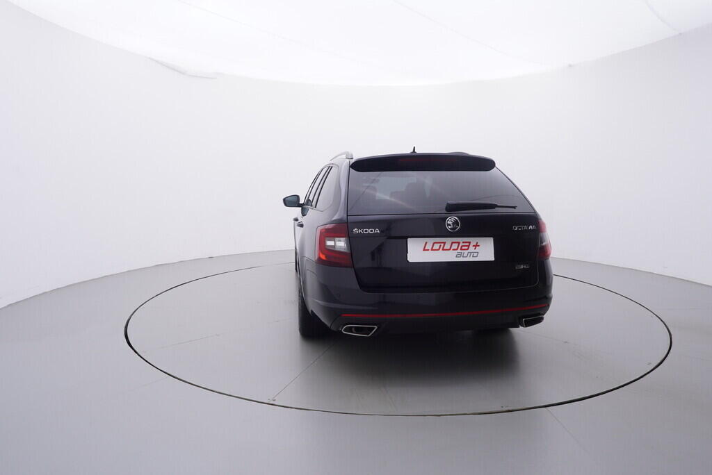 OV190V09761_13.webp_OCTAVIA RS 2.0 CUN 621173 135 kW automat, DPH