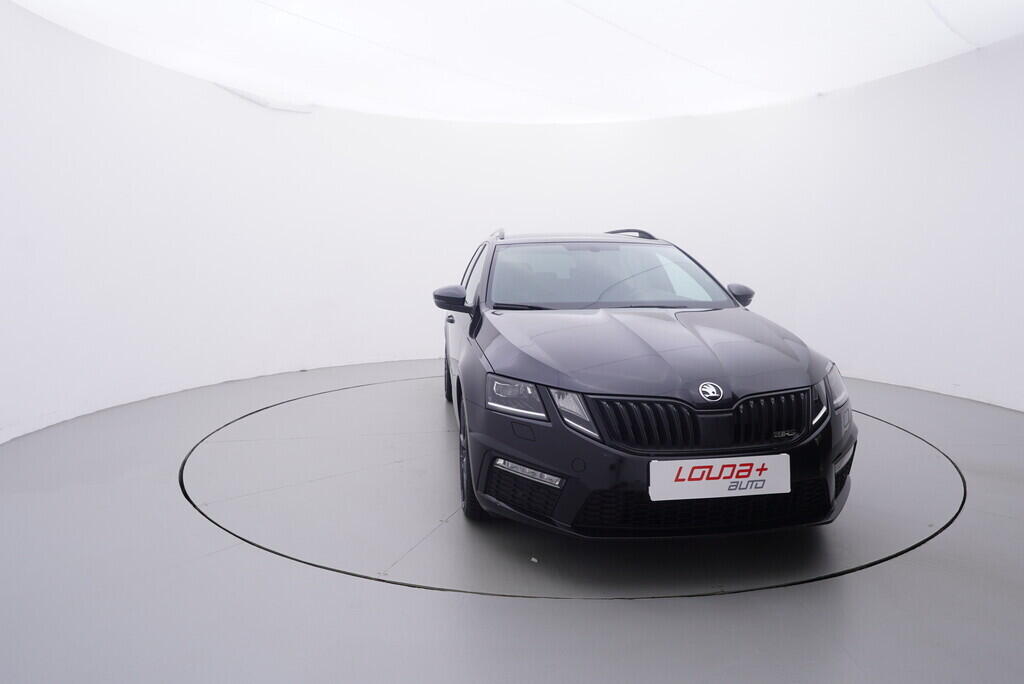 OV190V09761_17.webp_OCTAVIA RS 2.0 CUN 621173 135 kW automat, DPH