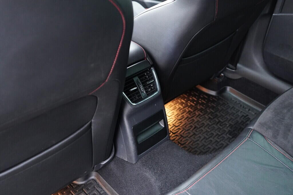 OV190V09761_37.webp_OCTAVIA RS 2.0 CUN 621173 135 kW automat, DPH