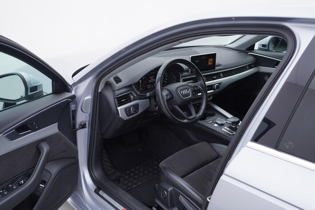 OV190V09763_18.webp_A4 S-line 3.0 083690 200 kW automat