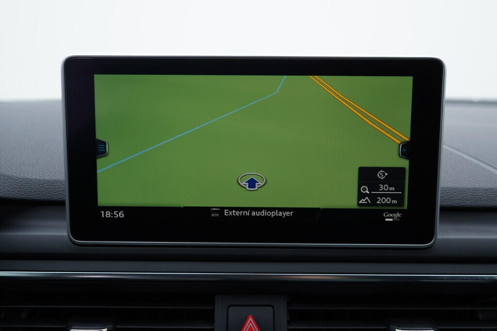 OV190V09763_31.webp_A4 S-line 3.0 083690 200 kW automat