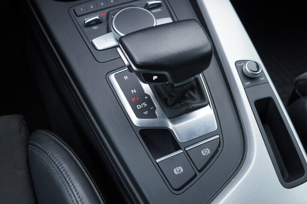 OV190V09763_35.webp_A4 S-line 3.0 083690 200 kW automat