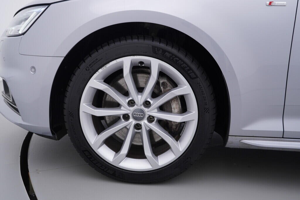 OV190V09763_41.webp_A4 S-line 3.0 083690 200 kW automat