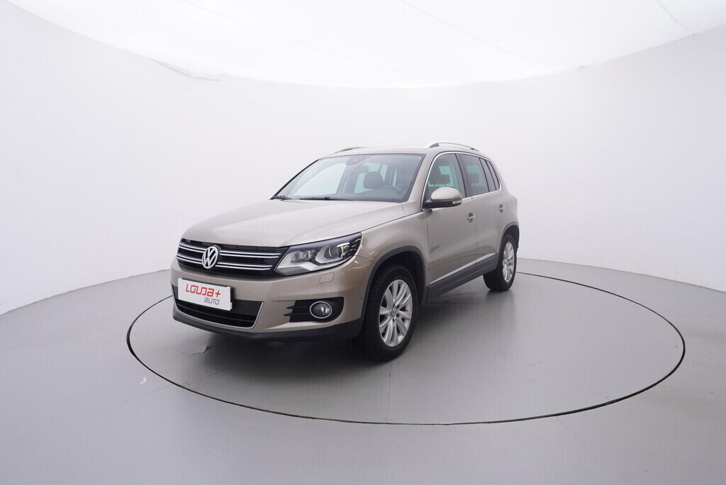 OV190V09764_10.webp_TIGUAN  2.0  110 kW manuál