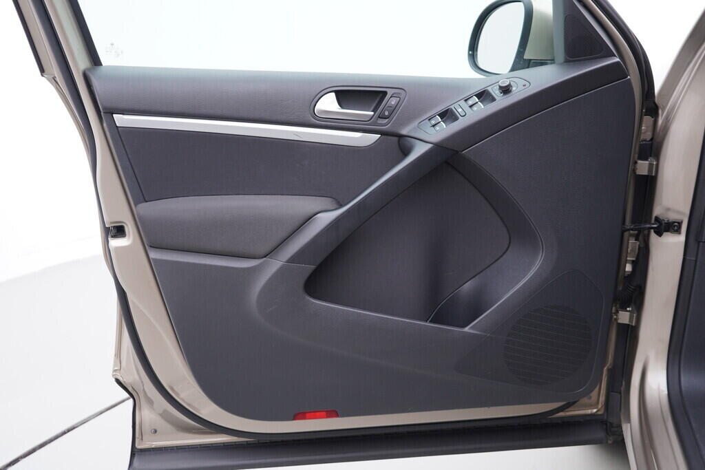 OV190V09764_19.webp_TIGUAN  2.0  110 kW manuál