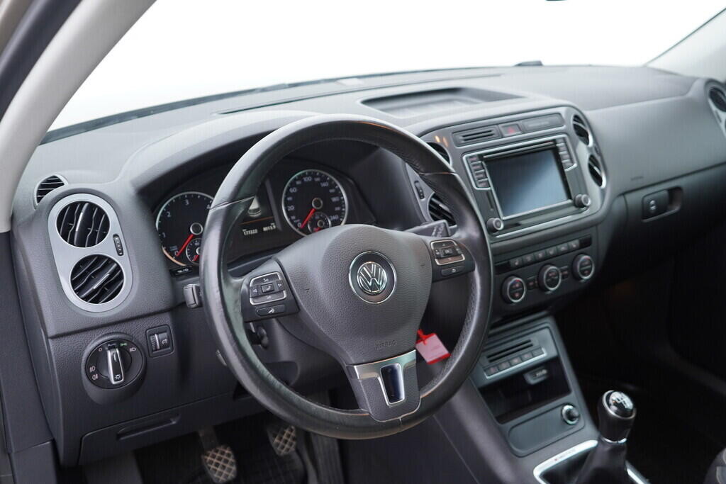 OV190V09764_21.webp_TIGUAN  2.0  110 kW manuál