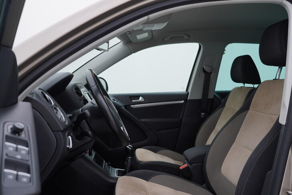 OV190V09764_22.webp_TIGUAN  2.0  110 kW manuál