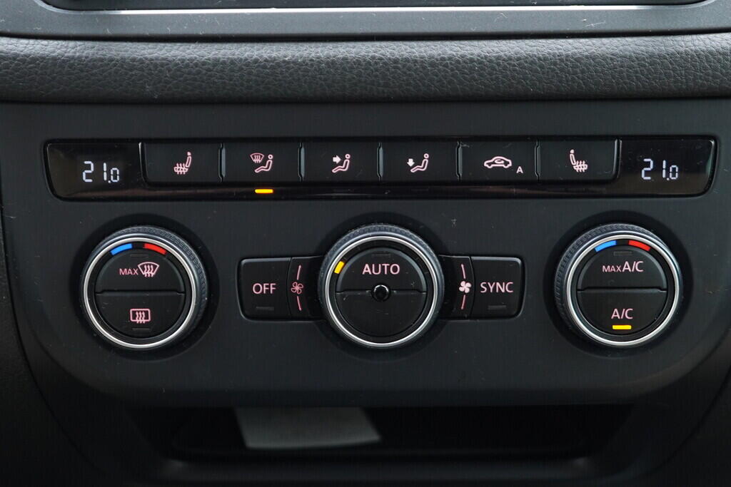 OV190V09764_30.webp_TIGUAN  2.0  110 kW manuál