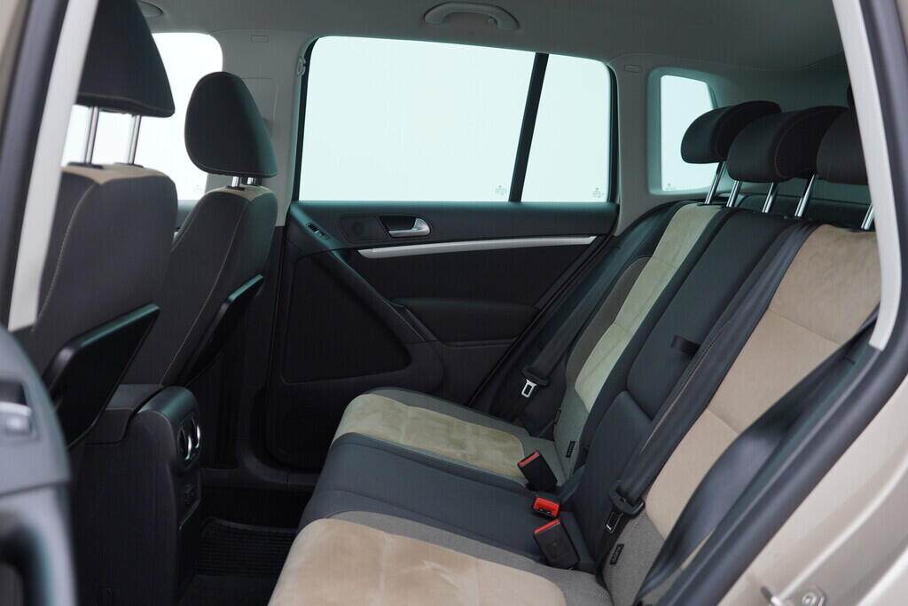 OV190V09764_34.webp_TIGUAN  2.0  110 kW manuál