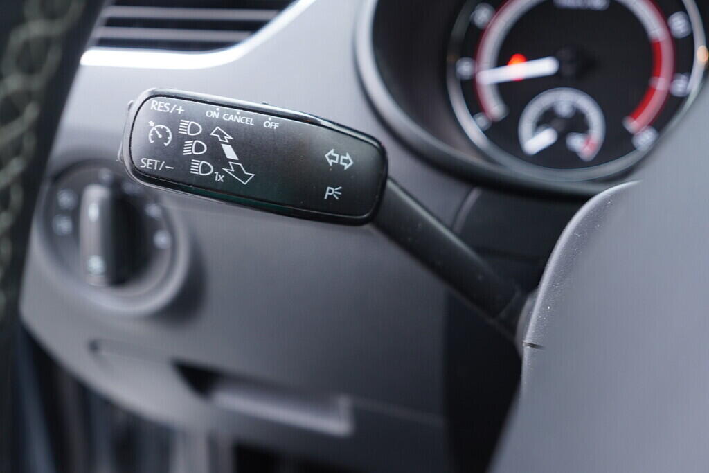 OV190V09766_23.webp_OCTAVIA RS 2.0 TSI 169 kW manuál