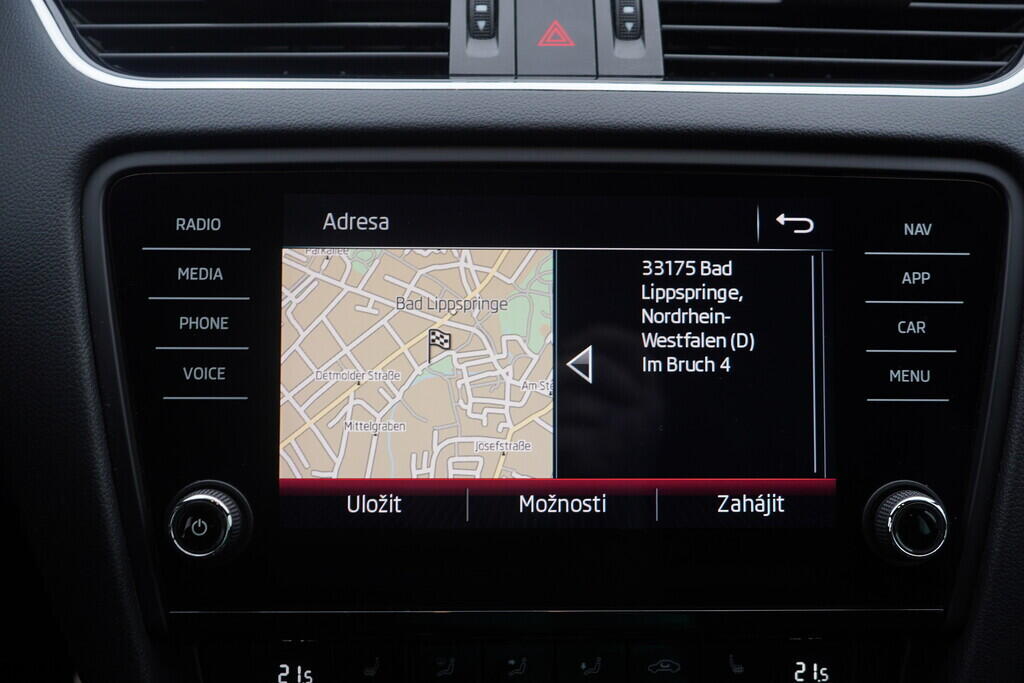 OV190V09766_31.webp_OCTAVIA RS 2.0 TSI 169 kW manuál