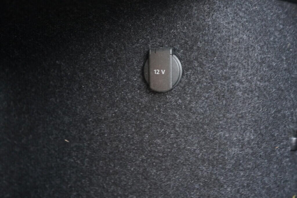 OV190V09766_38.webp_OCTAVIA RS 2.0 TSI 169 kW manuál