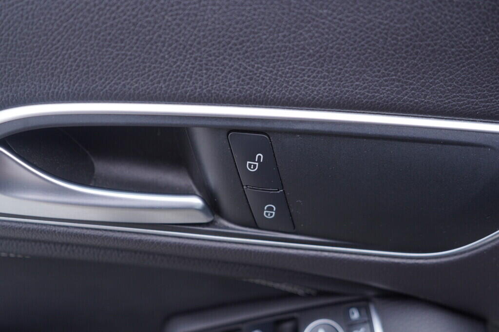 OV190V09767_21.webp_CLA Shooting Brake Urban 2.1  100 kW manuál