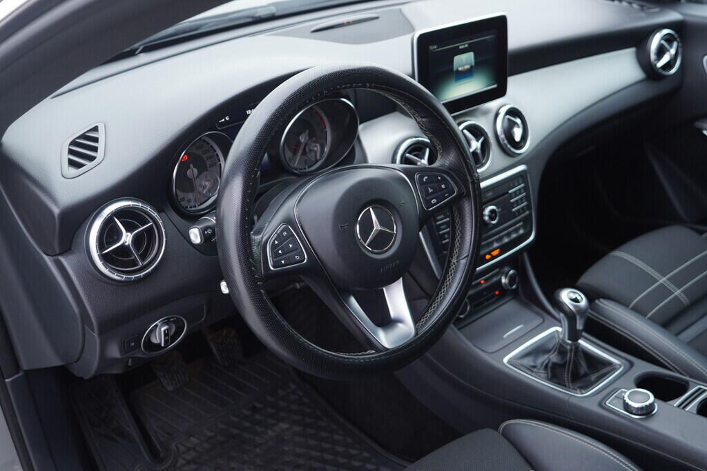 OV190V09767_22.webp_CLA Shooting Brake Urban 2.1  100 kW manuál