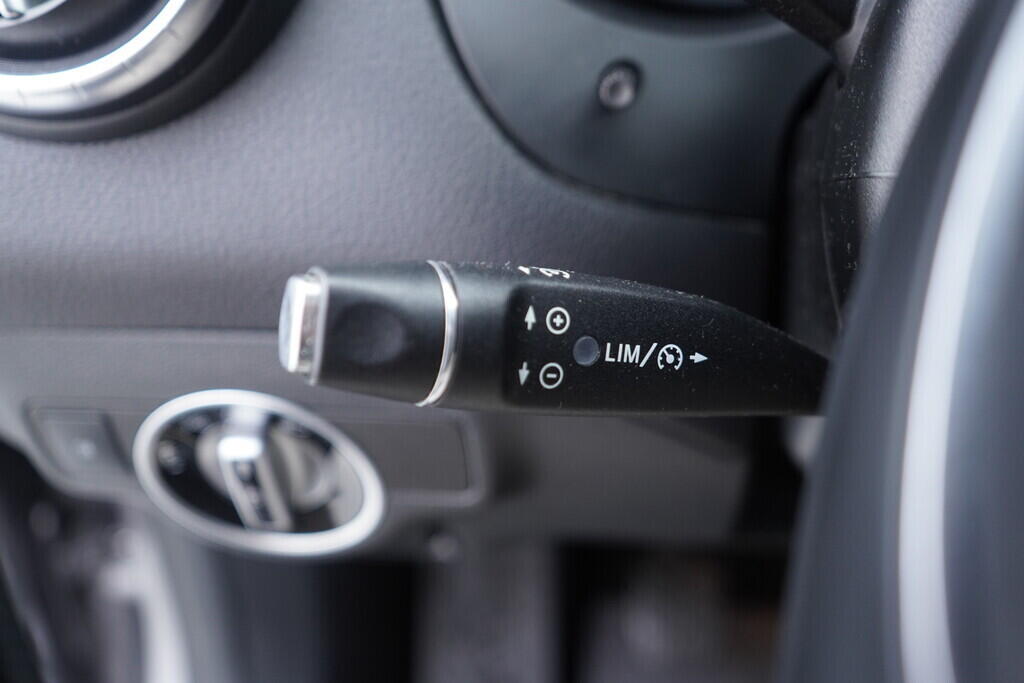 OV190V09767_25.webp_CLA Shooting Brake Urban 2.1  100 kW manuál