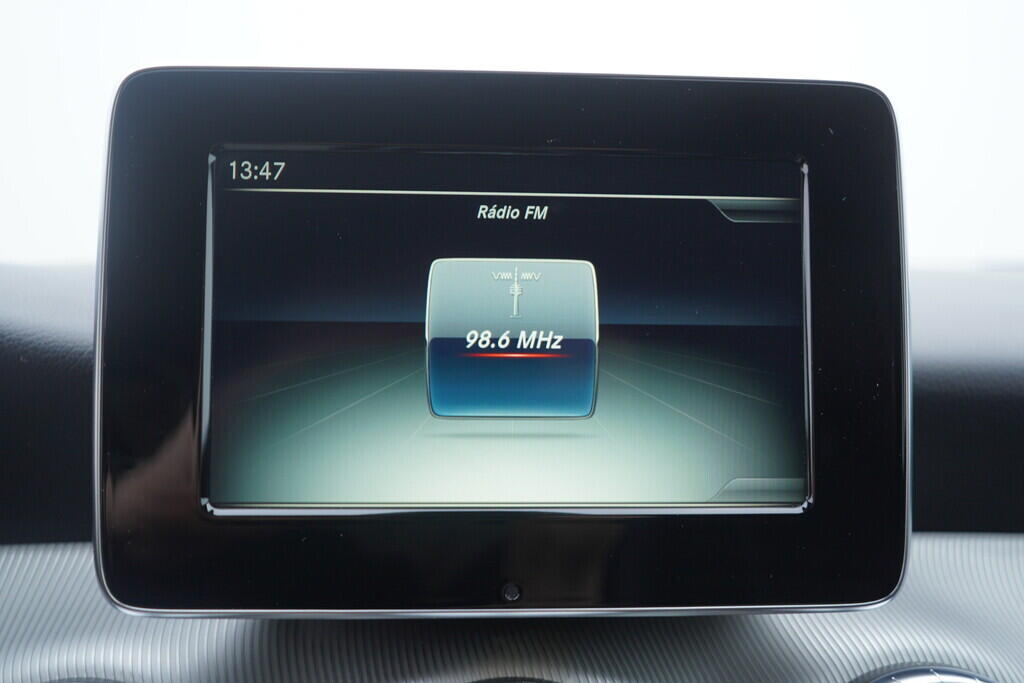 OV190V09767_29.webp_CLA Shooting Brake Urban 2.1  100 kW manuál