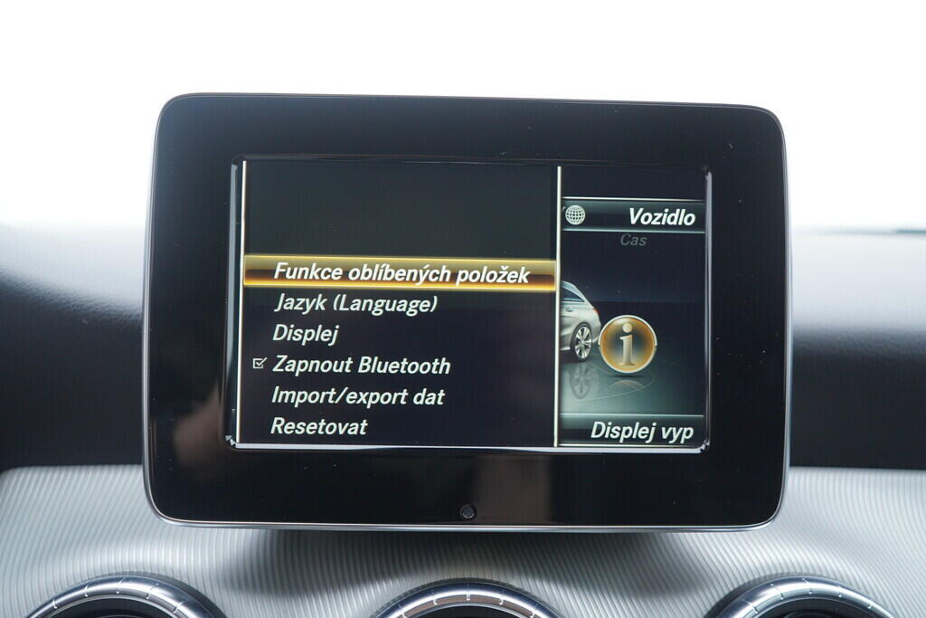 OV190V09767_35.webp_CLA Shooting Brake Urban 2.1  100 kW manuál