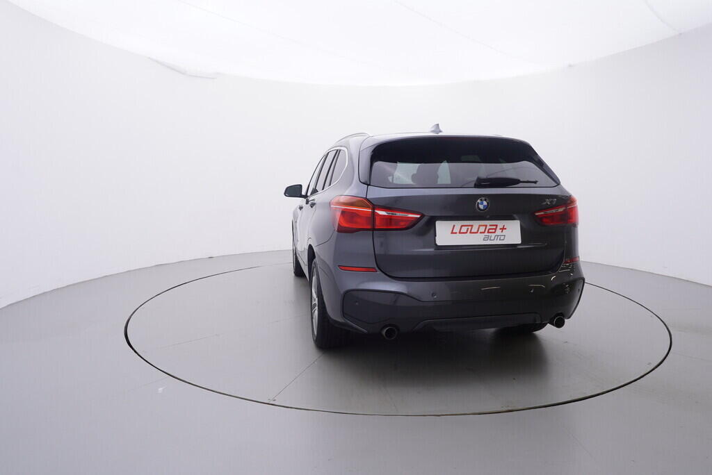 OV190V09769_13.webp_X1 M sport 2.0 TDI 140 kW automat, DPH