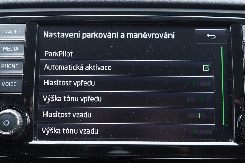 OV190V09771_29.webp_OCTAVIA Style Plus 2.0 TDI 135 kW automat