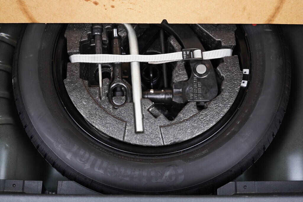 OV190V09771_40.webp_OCTAVIA Style Plus 2.0 TDI 135 kW automat