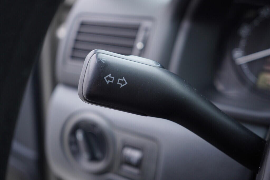 OV190V09773_24.webp_OCTAVIA Tour 1.6 16V 75 kW manuál