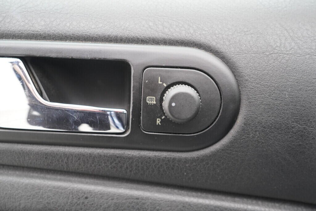 OV190V09774_21.webp_PASSAT  1.9 TDI 81 kW manuál