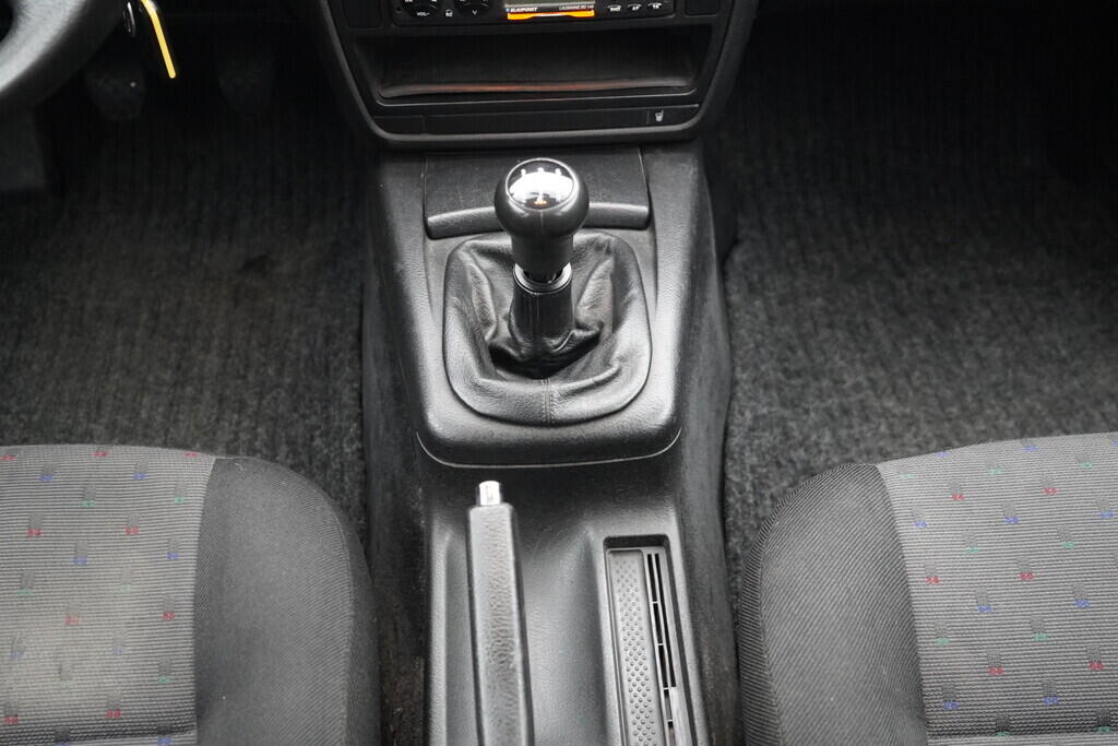 OV190V09774_34.webp_PASSAT  1.9 TDI 81 kW manuál