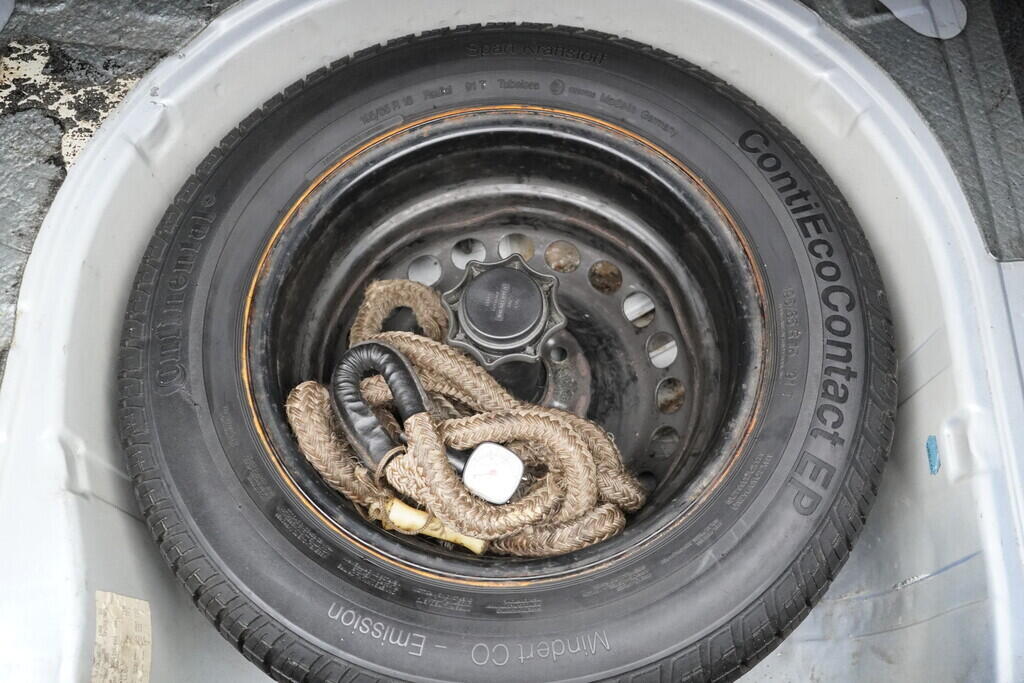 OV190V09774_41.webp_PASSAT  1.9 TDI 81 kW manuál