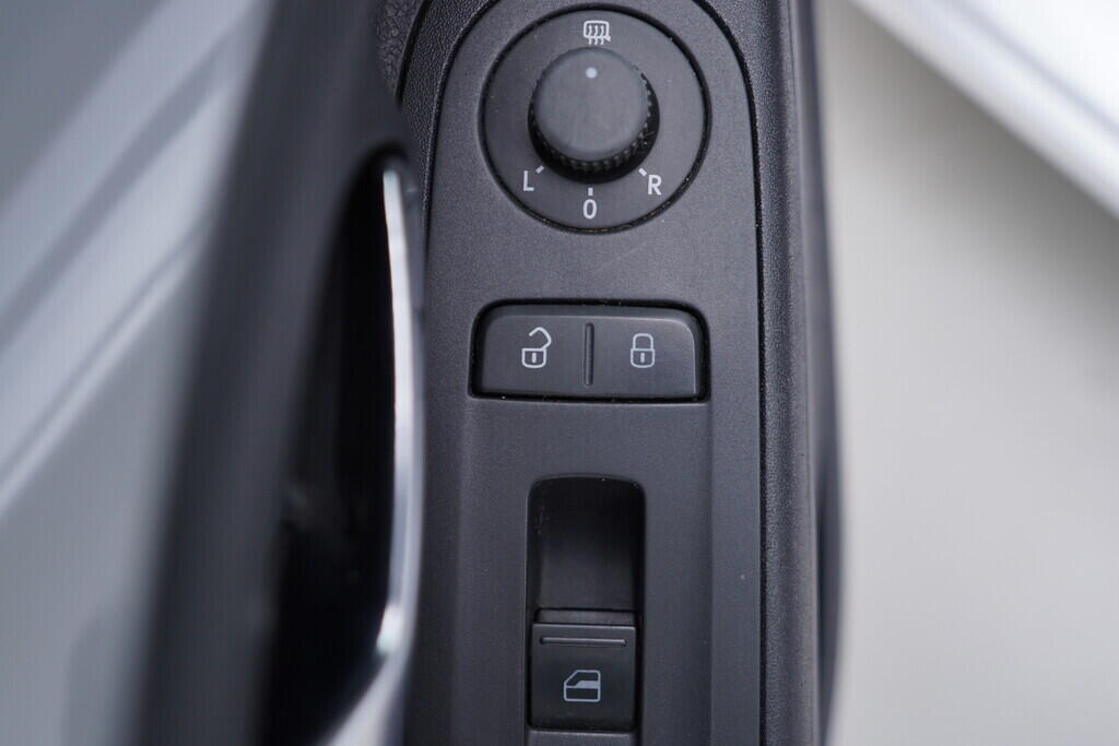 OV190V09780_20.webp_CITIGO Ambition 1.0 MPI 44 kW manuál