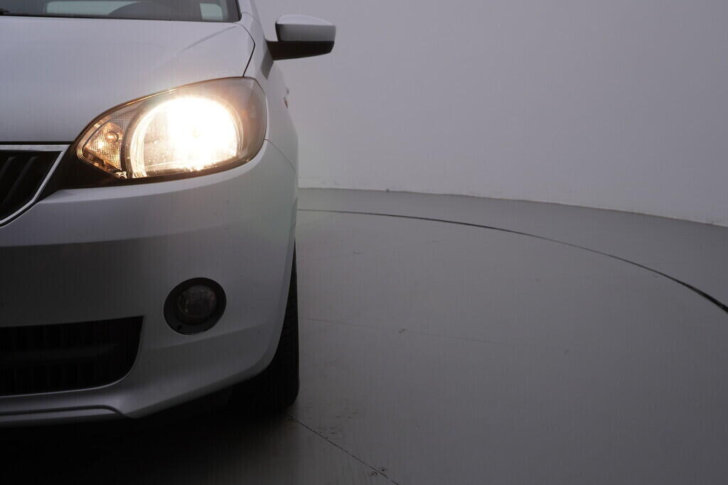 OV190V09780_33.webp_CITIGO Ambition 1.0 MPI 44 kW manuál