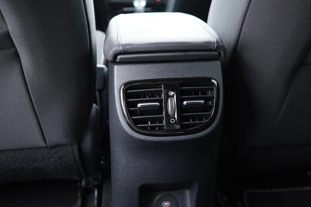 OV190V09783_38.webp_PRO_CEED GT-Line Plus 1.5 T-GDI 118 kW automat, DPH