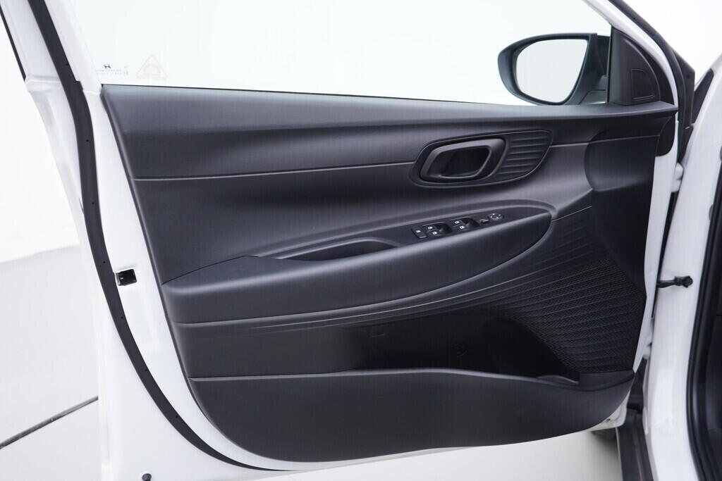 OV190V09784_19.webp_BAYON Smart 1.0 T-GDI 74 kW manuál, DPH