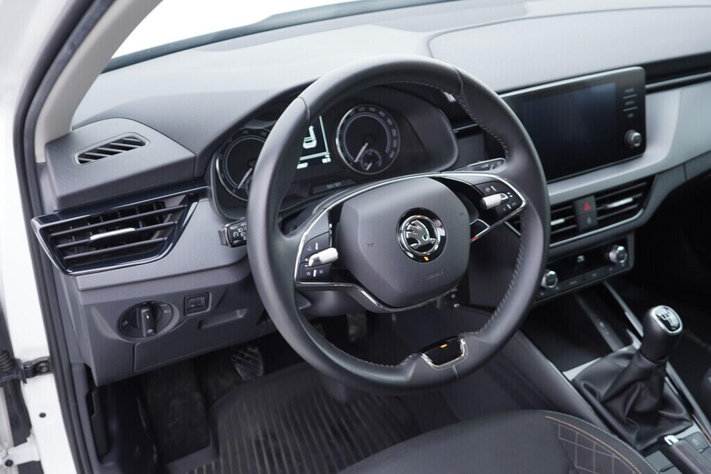 OV190V09785_21.webp_KAMIQ Ambition 1.0 TSI 81 kW manuál, DPH