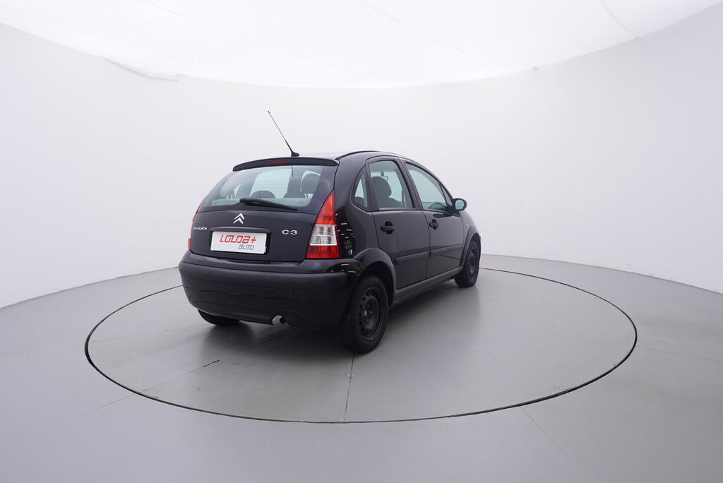 OV190V09786_14.webp_C3  1.1 HFX 44 kW manuál