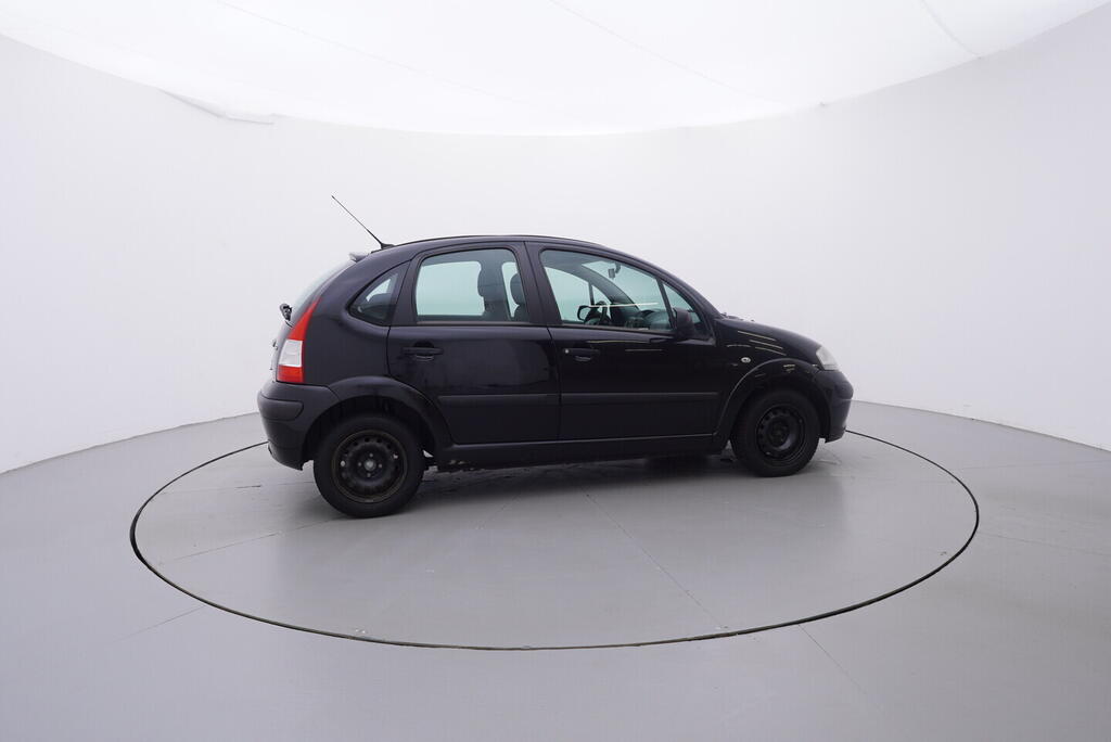 OV190V09786_15.webp_C3  1.1 HFX 44 kW manuál