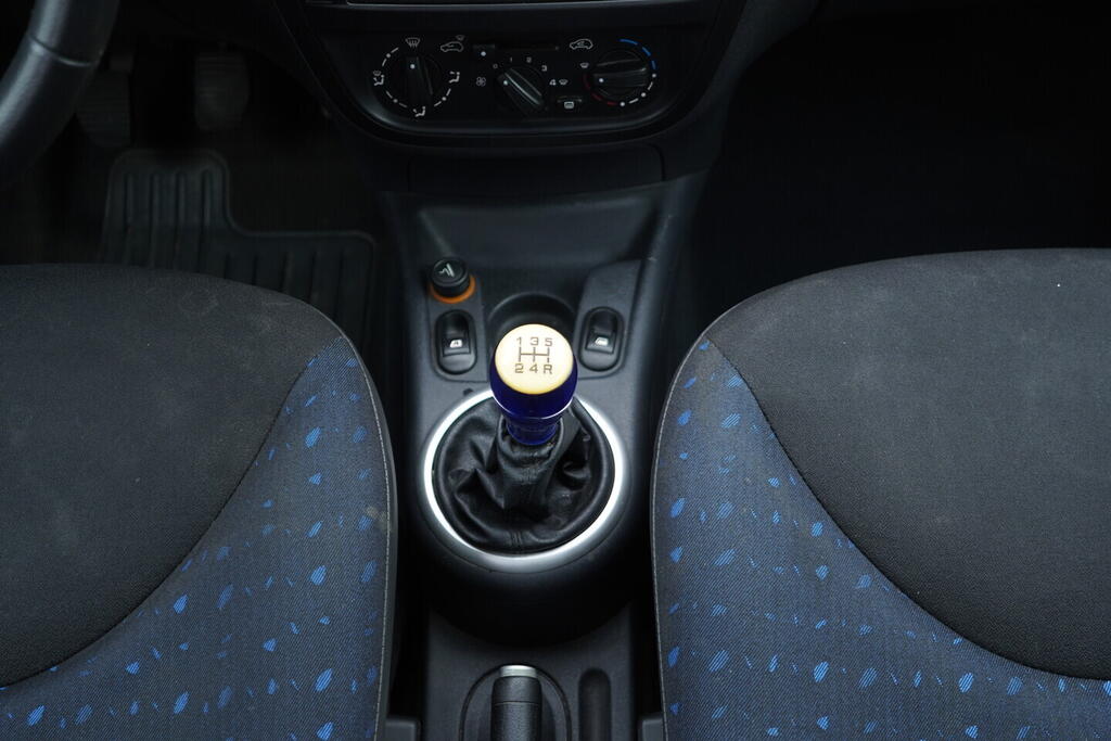 OV190V09786_28.webp_C3  1.1 HFX 44 kW manuál