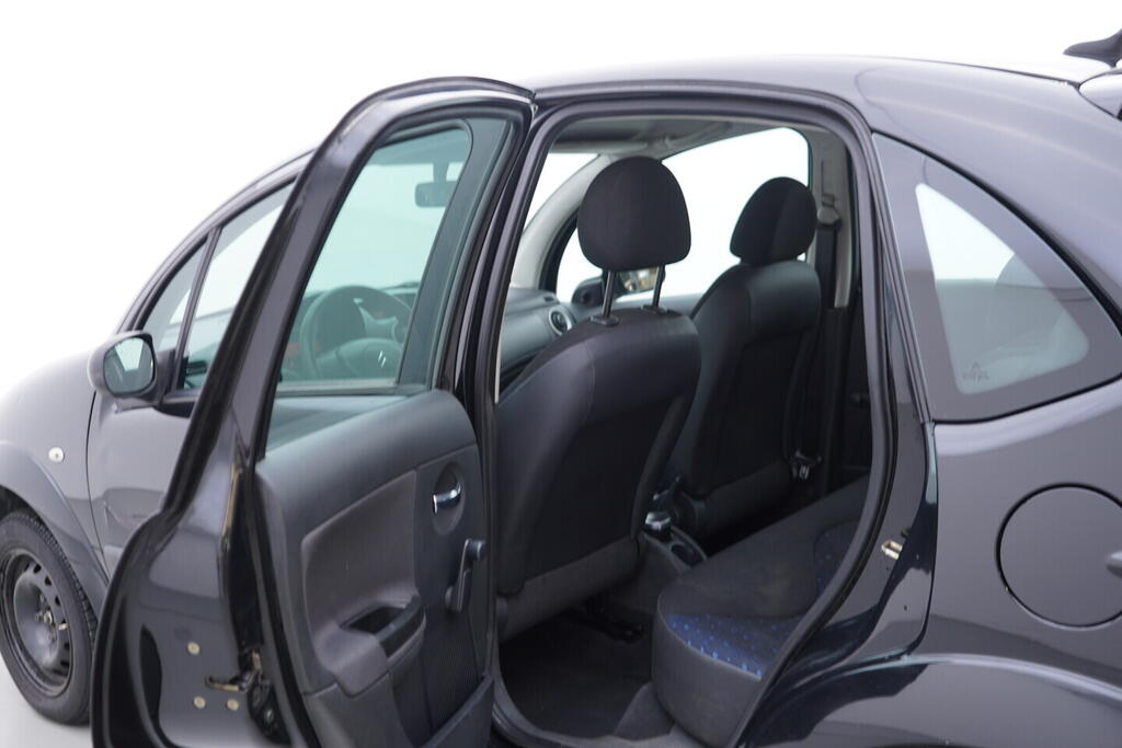 OV190V09786_29.webp_C3  1.1 HFX 44 kW manuál