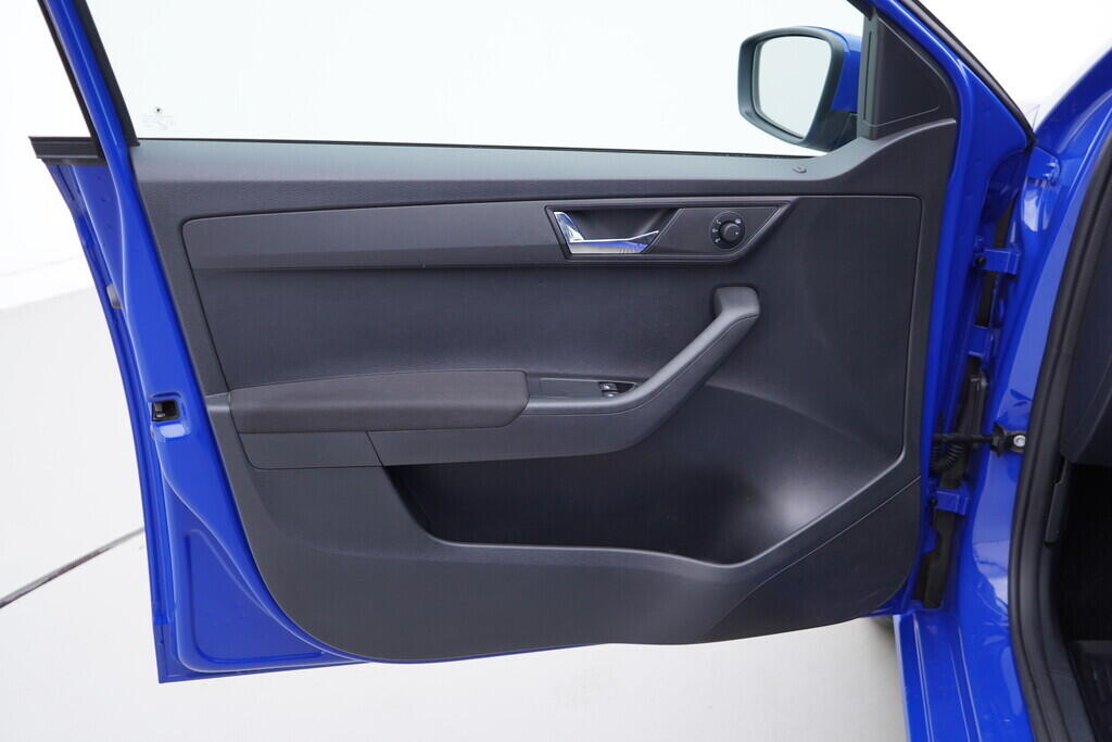 OV190V09791_19.webp_FABIA Ambition 1.0 TSI 70 kW manuál, DPH