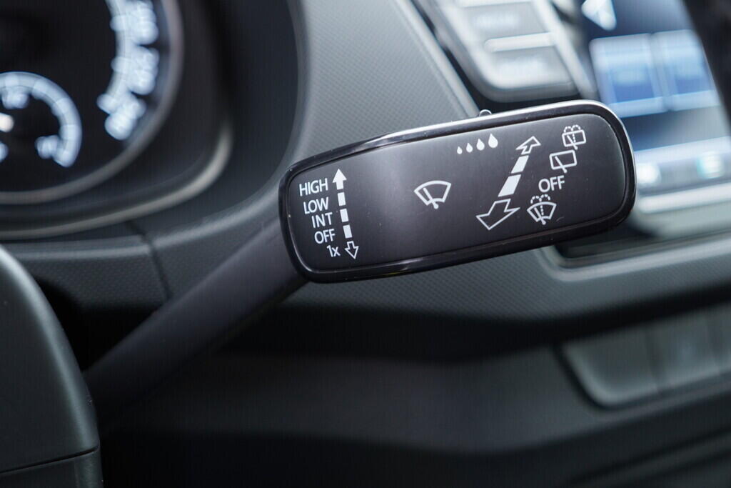 OV190V09791_25.webp_FABIA Ambition 1.0 TSI 70 kW manuál, DPH