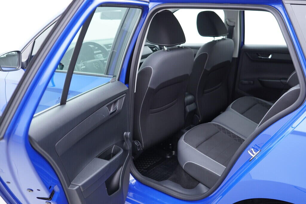 OV190V09791_33.webp_FABIA Ambition 1.0 TSI 70 kW manuál, DPH