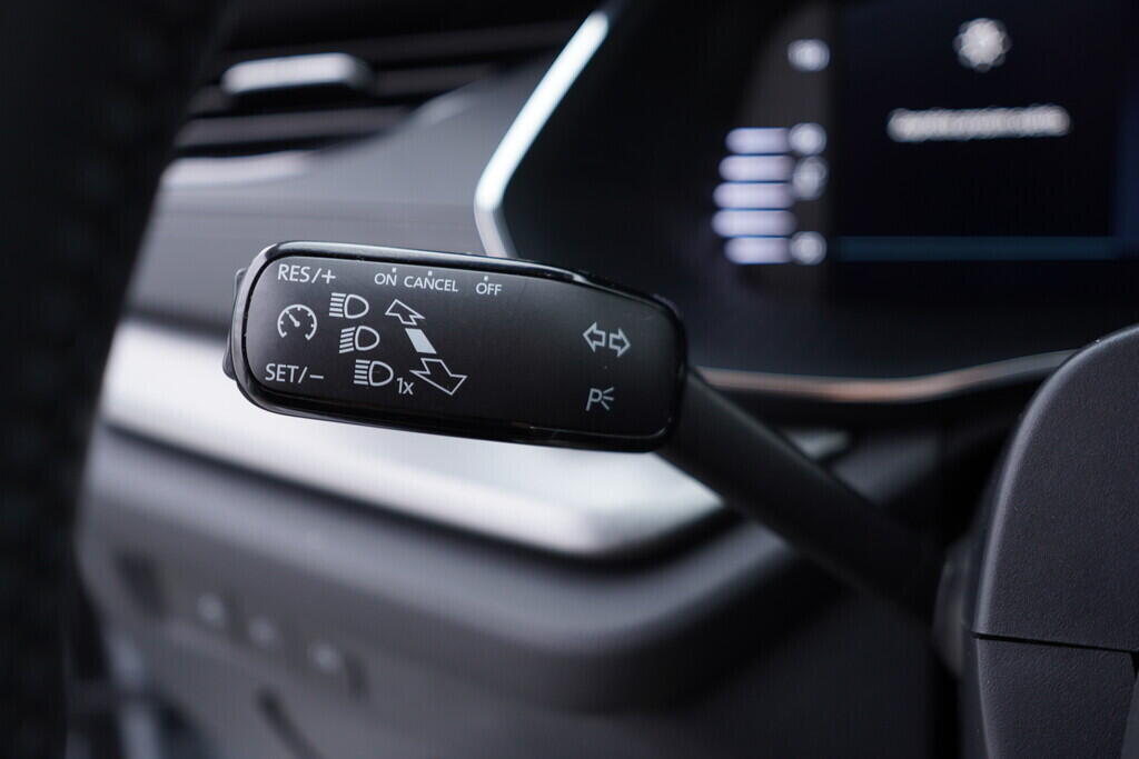 OV190V09792_23.webp_OCTAVIA Ambition 1.0 TSI 81 kW manuál, DPH