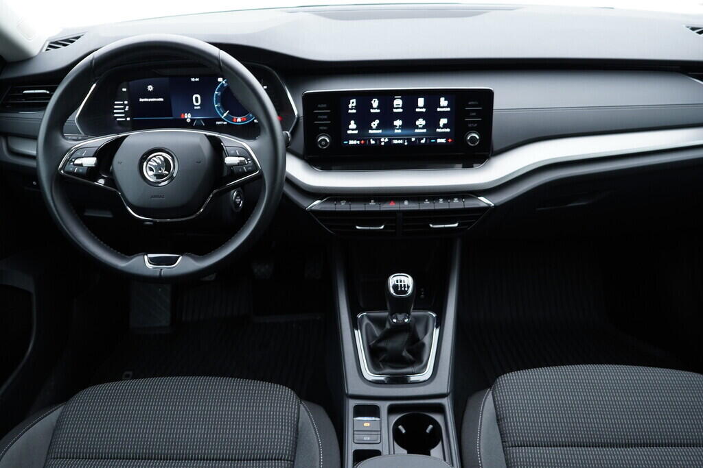 OV190V09792_25.webp_OCTAVIA Ambition 1.0 TSI 81 kW manuál, DPH